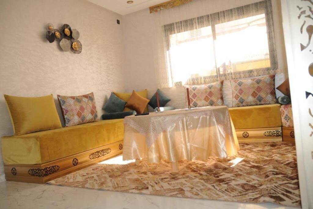 Appartement Meuble Et Bien Situe Meknes Exterior photo